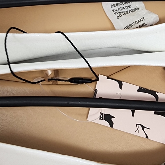 New White Ballet Flats Pointed Toe Flat Shoes Comfort Heel Size 10 - Picture 3 of 7